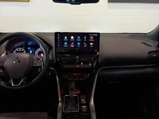 MITSUBISHI-ECLIPSE CROSS-1.5 MIVEC TURBO GASOLINA HPE-S BLACK S-AWC CVT MITSUBISHI-ECLIPSE CROSS-2025