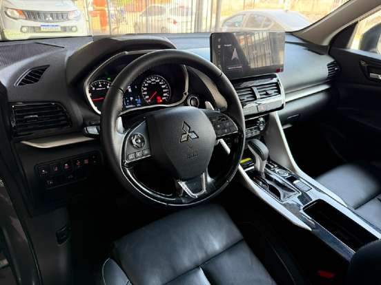 MITSUBISHI-ECLIPSE CROSS-2025