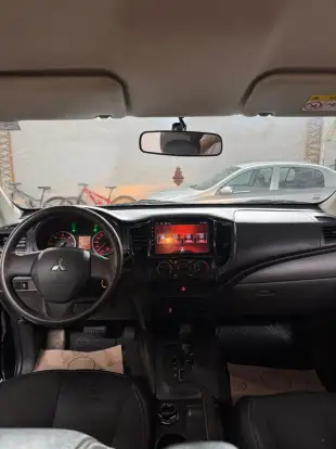 MITSUBISHI-L200 TRITON-2019