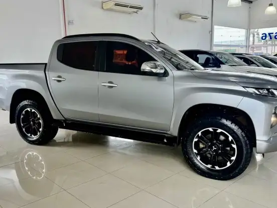 MITSUBISHI-L200 TRITON-2.4 16V TURBO DIESEL SPORT HPE CD 4P 4X4 AUTOMÁTICO MITSUBISHI-L200 TRITON-2023