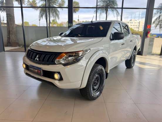 MITSUBISHI-L200 TRITON-2.4 16V TURBO DIESEL GL CD 4X4 MANUAL MITSUBISHI-L200 TRITON-2022