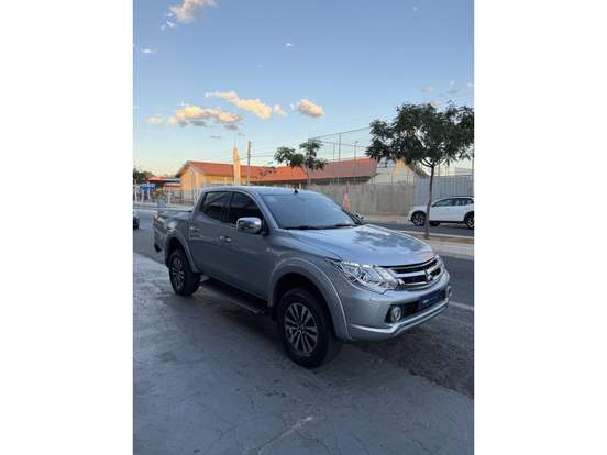 MITSUBISHI-L200 TRITON-2.4 16V TURBO DIESEL SPORT HPE TOP CD 4P 4X4 AUTOMÁTICO MITSUBISHI-L200 TRITON-2018