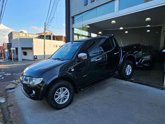 MITSUBISHI-L200 TRITON-3.2 HPE 4X4 CD 16V TURBO INTERCOOLER DIESEL 4P AUTOMÁTICO MITSUBISHI-L200 TRITON-2010