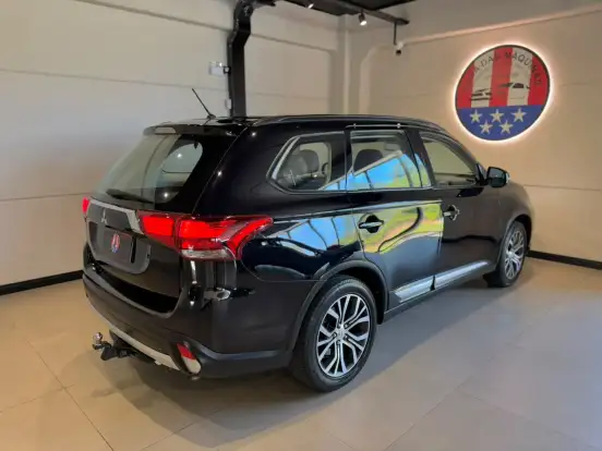 MITSUBISHI-OUTLANDER-2.0 16V GASOLINA 4P AUTOMÁTICO MITSUBISHI-OUTLANDER-2016