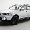 MITSUBISHI OUTLANDER 2.0 16V GASOLINA 4P AUTOMÁTICO MITSUBISHI OUTLANDER 2.0 16V GASOLINA 4P AUTOMÁTICO