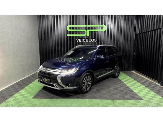MITSUBISHI-OUTLANDER-2.2 MIVEC DI-D DIESEL HPE-S AWD AUTOMÁTICO MITSUBISHI-OUTLANDER-2018