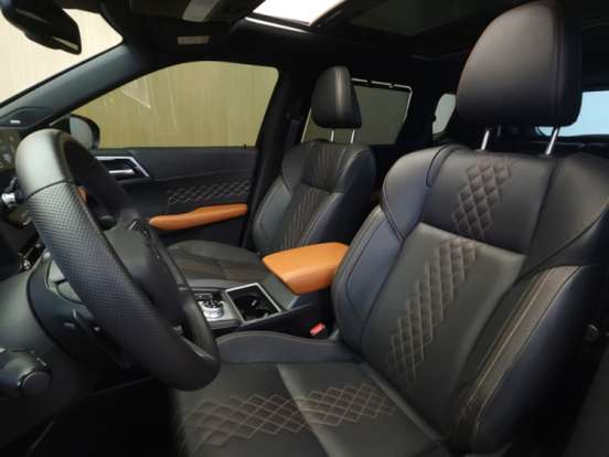 MITSUBISHI-OUTLANDER-2.4 PHEV SIGNATURE S-AWC DHT MITSUBISHI-OUTLANDER-2025