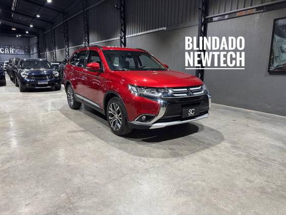 MITSUBISHI OUTLANDER 3.0 GT 4X4 V6 24V GASOLINA 4P AUTOMÁTICO