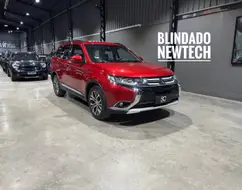 MITSUBISHI OUTLANDER 3.0 GT 4X4 V6 24V GASOLINA 4P AUTOMÁTICO MITSUBISHI OUTLANDER 3.0 GT 4X4 V6 24V GASOLINA 4P AUTOMÁTICO