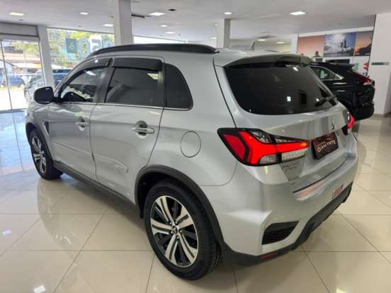 MITSUBISHI-OUTLANDER SPORT-2.0 MIVEC FLEX HPE AWD AUTOMÁTICO MITSUBISHI-OUTLANDER SPORT-2021
