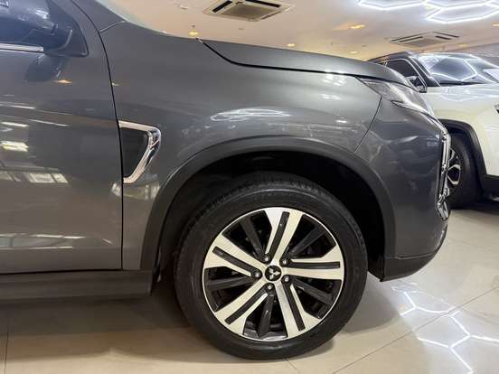 MITSUBISHI-OUTLANDER SPORT-2.0 MIVEC FLEX HPE AWD AUTOMÁTICO MITSUBISHI-OUTLANDER SPORT-2020