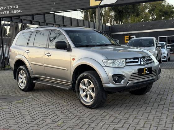 MITSUBISHI PAJERO 3.2 4X4 16V TURBO INTERCOOLER DIESEL 4P AUTOMÁTICO
