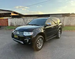 MITSUBISHI PAJERO 3.2 HPE 4X4 7 LUGARES 16V TURBO INTERCOOLER DIESEL 4P AUTOMÁTICO MITSUBISHI PAJERO 3.2 HPE 4X4 7 LUGARES 16V TURBO INTERCOOLER DIESEL 4P AUTOMÁTICO