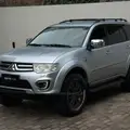 MITSUBISHI PAJERO 3.5 HPE 4X4 7 LUGARES V6 24V FLEX 4P AUTOMÁTICO MITSUBISHI PAJERO 3.5 HPE 4X4 7 LUGARES V6 24V FLEX 4P AUTOMÁTICO