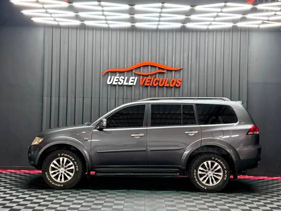 MITSUBISHI PAJERO DAKAR 3.5 HPE 7 LUGARES 4X4 V6 24V FLEX 4P AUTOMÁTICO