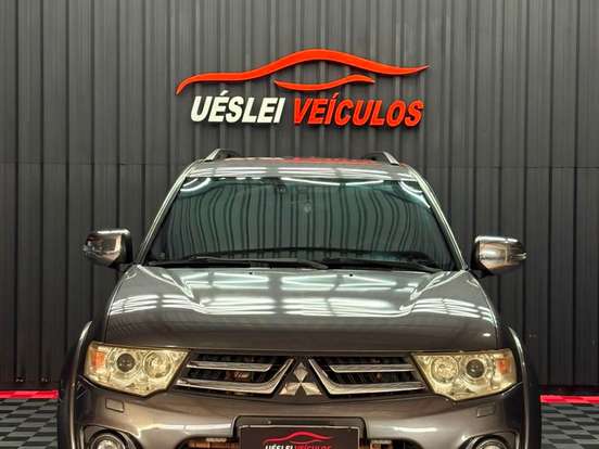 MITSUBISHI-PAJERO DAKAR-3.5 HPE 7 LUGARES 4X4 V6 24V FLEX 4P AUTOMÁTICO MITSUBISHI-PAJERO DAKAR-2014
