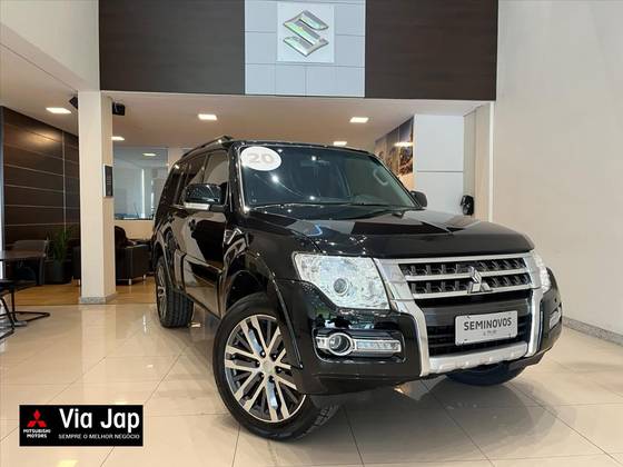 MITSUBISHI PAJERO FULL 3.2 HPE 4X4 16V TURBO INTERCOOLER DIESEL 4P AUTOMÁTICO