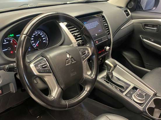 MITSUBISHI-PAJERO SPORT-2.4 16V MIVEC TURBO DIESEL HPE AWD AUTOMÁTICO MITSUBISHI-PAJERO SPORT-2021
