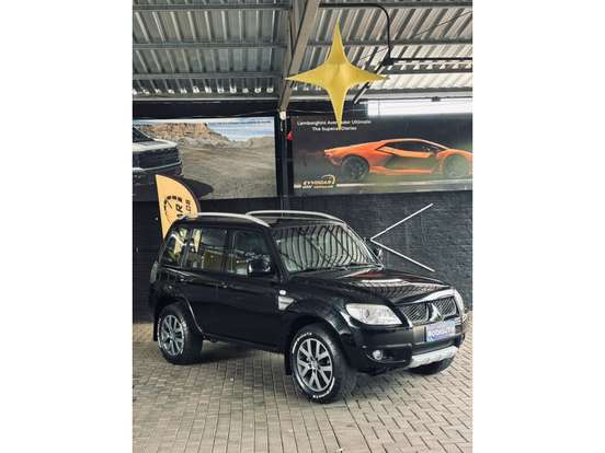 MITSUBISHI-PAJERO TR4-2013