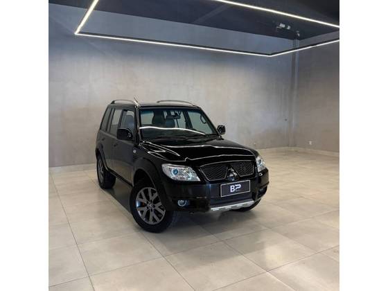 MITSUBISHI PAJERO TR4 2.0 4X4 16V 140CV FLEX 4P AUTOMÁTICO
