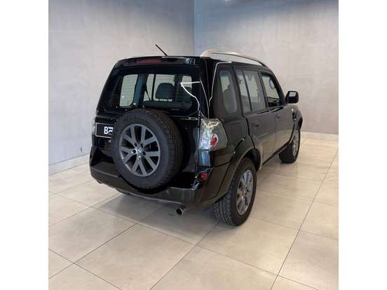 MITSUBISHI-PAJERO TR4-2.0 4X4 16V 140CV FLEX 4P AUTOMÁTICO MITSUBISHI-PAJERO TR4-2013