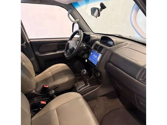 MITSUBISHI-PAJERO TR4-2.0 4X4 16V 140CV FLEX 4P AUTOMÁTICO MITSUBISHI-PAJERO TR4-2013