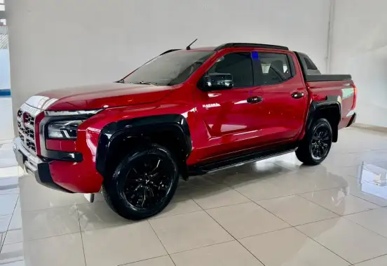 MITSUBISHI-TRITON-2025