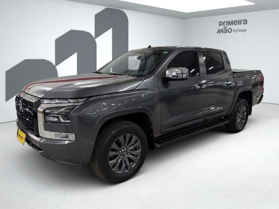 MITSUBISHI-TRITON-2025