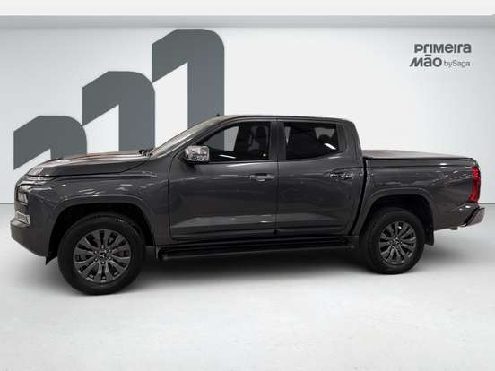 MITSUBISHI-TRITON-2025
