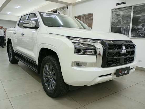 MITSUBISHI-TRITON-2025