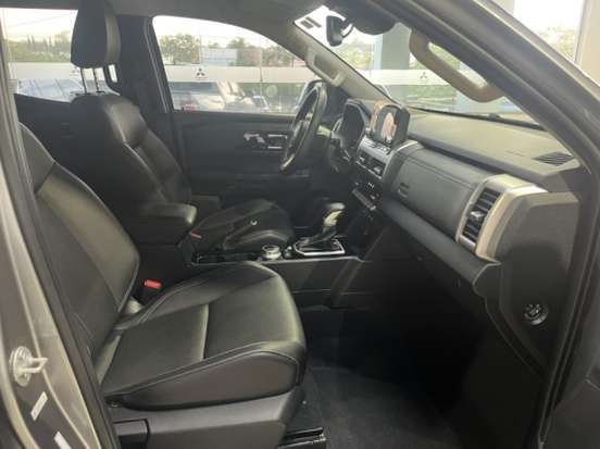 MITSUBISHI-TRITON-2025