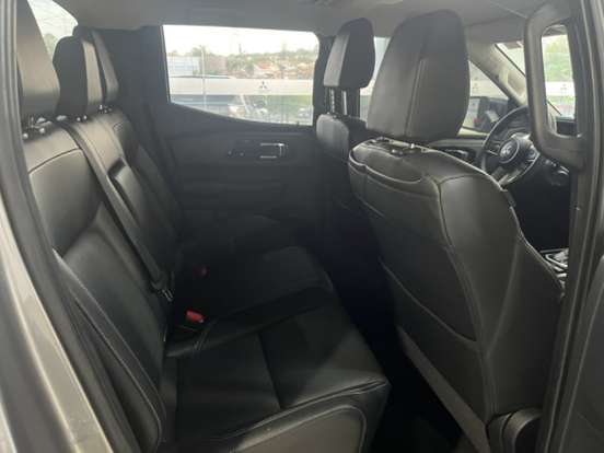 MITSUBISHI-TRITON-2.4 BITURBO DIESEL CD HPE-S 4X4 AUTOMÁTICO MITSUBISHI-TRITON-2025