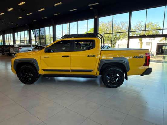MITSUBISHI-TRITON-2.4 BITURBO DIESEL CD SAVANA 4X4 AUTOMÁTICO MITSUBISHI-TRITON-2025