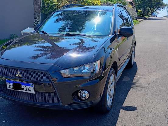 MITSUBISHI-OUTLANDER-2.0 16V GASOLINA 4P AUTOMÁTICO MITSUBISHI-OUTLANDER-2011