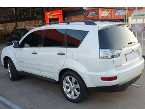 MITSUBISHI-OUTLANDER-2.0 16V GASOLINA 4P AUTOMÁTICO MITSUBISHI-OUTLANDER-2012