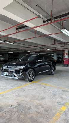 MITSUBISHI-OUTLANDER-3.0 GT 4X4 V6 24V GASOLINA 4P AUTOMÁTICO MITSUBISHI-OUTLANDER-2016