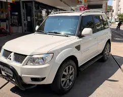MITSUBISHI PAJERO TR4 2.0 4X2 16V 140CV FLEX 4P AUTOMÁTICO MITSUBISHI PAJERO TR4 2.0 4X2 16V 140CV FLEX 4P AUTOMÁTICO