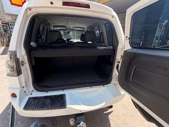 MITSUBISHI-PAJERO TR4-2013