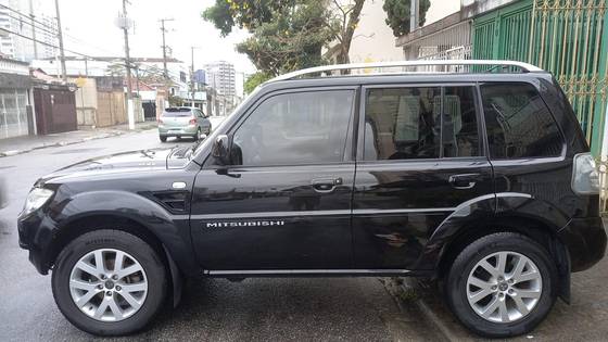 MITSUBISHI PAJERO TR4 2.0 4X2 16V 140CV FLEX 4P MANUAL