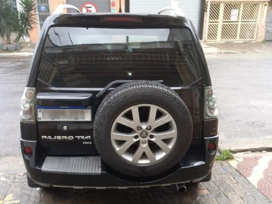 MITSUBISHI-PAJERO TR4-2.0 4X2 16V 140CV FLEX 4P MANUAL MITSUBISHI-PAJERO TR4-2012
