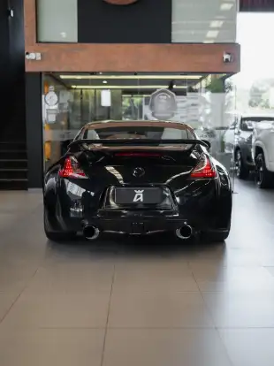 NISSAN-370Z-2010