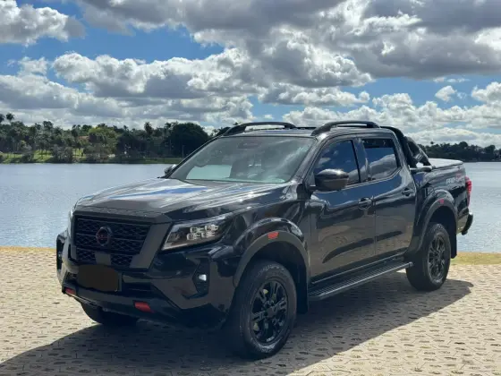 NISSAN FRONTIER 2.3 16V TURBO DIESEL PRO4X CD 4X4 AUTOMÁTICO