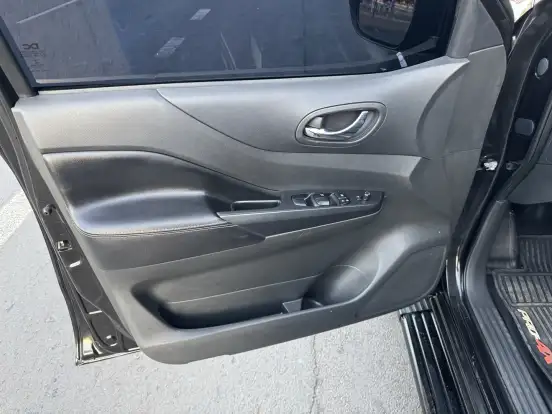 NISSAN-FRONTIER-2022