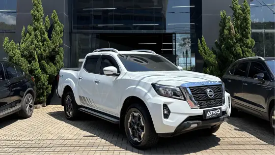 NISSAN FRONTIER 2.3 16V TURBO DIESEL XE CD 4X4 AUTOMÁTICO