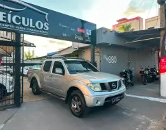 NISSAN FRONTIER 2.5 LE 4X4 CD TURBO ELETRONIC DIESEL 4P AUTOMÁTICO NISSAN FRONTIER 2.5 LE 4X4 CD TURBO ELETRONIC DIESEL 4P AUTOMÁTICO