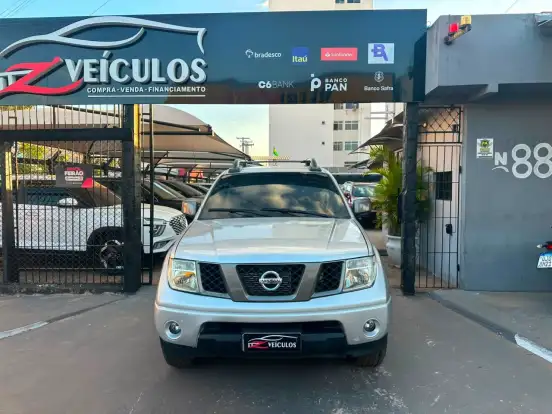 NISSAN-FRONTIER-2.5 LE 4X4 CD TURBO ELETRONIC DIESEL 4P AUTOMÁTICO NISSAN-FRONTIER-2011