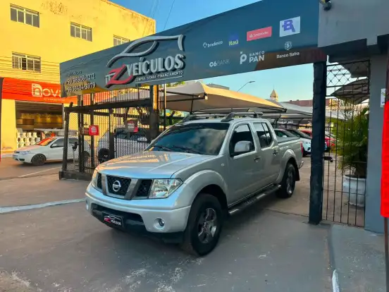 NISSAN-FRONTIER-2011