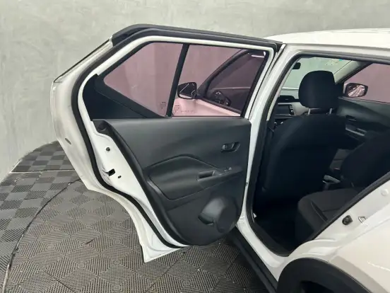 NISSAN-KICKS-2024