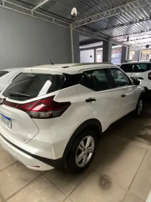 NISSAN-KICKS-2022