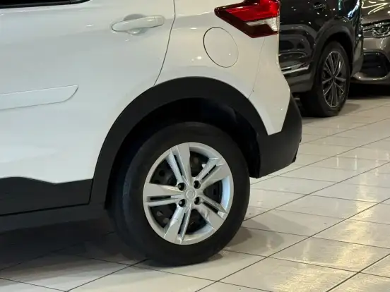 NISSAN-KICKS-2018